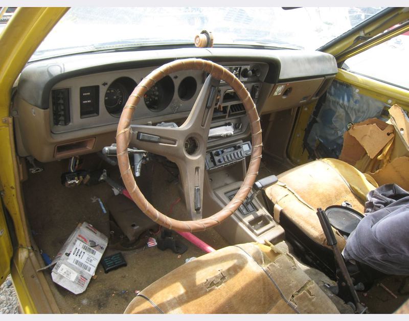 Illustration for article titled This 1974 Corolla Wagon Will Never Get The Chance To Be A Drift King
